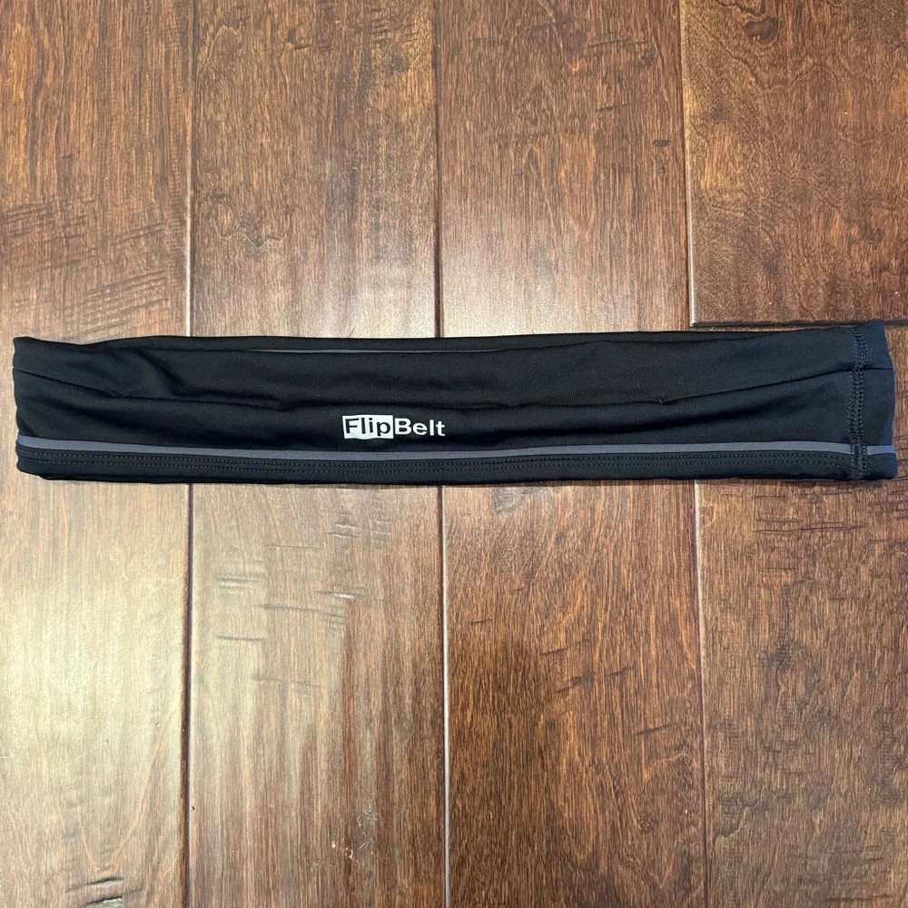 Black Runners FlipBelt XL. NO ZIPPER